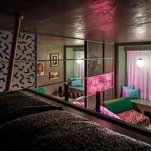 https://home-time-studios.santa-catarina-brasil.com